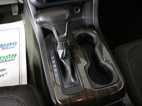 Used 2017 GMC Canyon SLE w/ SLE Convenience Package image 36