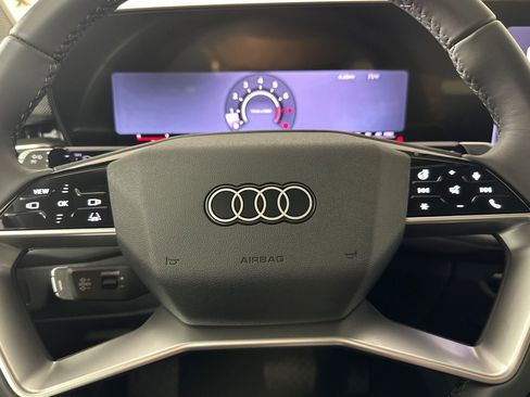 New 2026 Audi Q3 quattro 2.0T AWD/4WD image 22