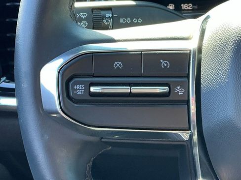 Certified 2024 GMC Canyon Elevation w/ Elevation Premium Package image 37