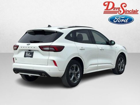 Used 2024 Ford Escape ST-Line w/ Tech Pack #1 FWD image 7
