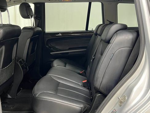 Used 2010 Mercedes-Benz GL 450 4MATIC image 29