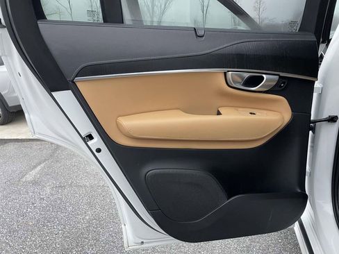 Used 2024 Volvo XC90 T8 Ultimate w/ Protection Package Premier image 2