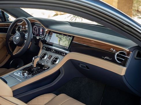 Used 2024 Bentley Continental GT Speed image 27