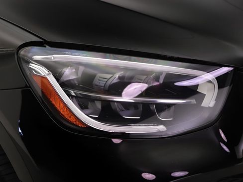 Certified 2022 Mercedes-Benz GLC 300 image 24