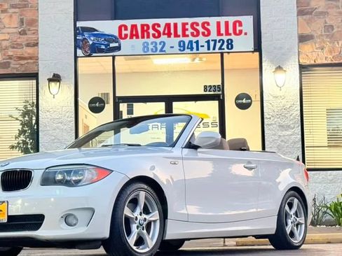 Used 2013 BMW 128i Convertible RWD image 2