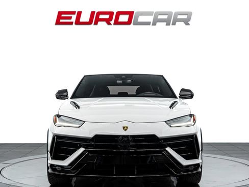 Used 2023 Lamborghini Urus Performante AWD/4WD image 8