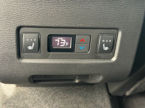 New 2026 Mitsubishi Outlander SEL image 20