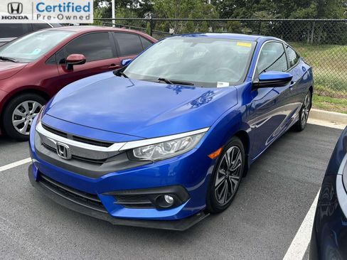 Used 2017 Honda Civic EX-T image 3