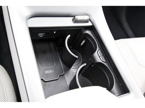 Used 2024 Hyundai Palisade Limited image 27