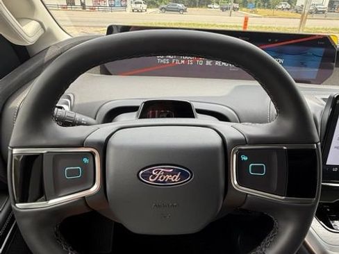 New 2026 Ford Expedition Max Platinum AWD/4WD image 10