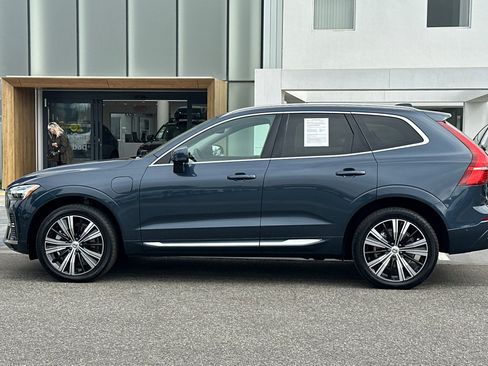 Certified 2023 Volvo XC60 T8 Plus w/ Protection Package Premier AWD/4WD image 7