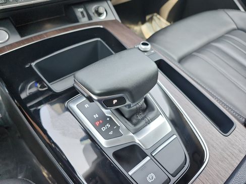 Used 2022 Audi Q5 2.0T Premium AWD/4WD image 25