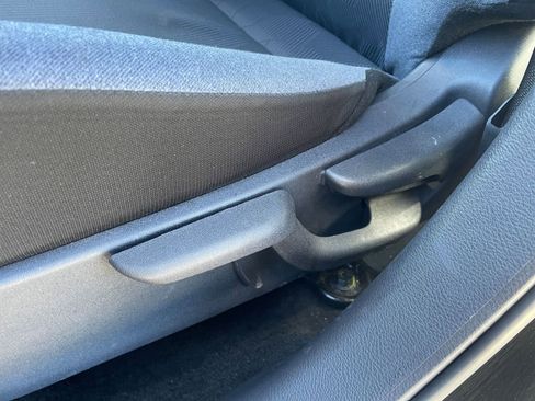 Used 2025 Nissan Versa SV image 22