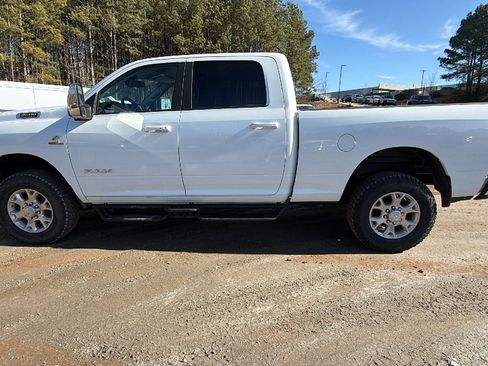 Used 2024 RAM 2500 Laramie image 11