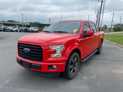 Used 2016 Ford F150 XLT w/ Equipment Group 301A Mid RWD image 2