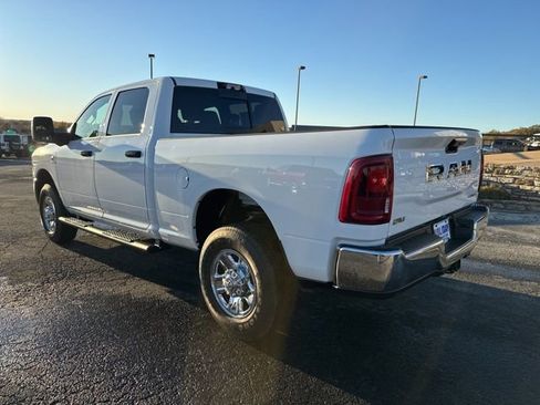 New 2026 RAM 2500 Tradesman AWD/4WD image 3