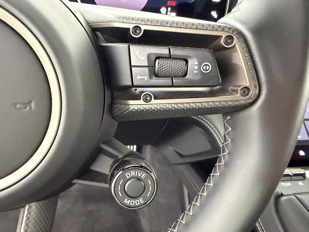 Certified 2026 Porsche Cayenne Turbo AWD/4WD image 28