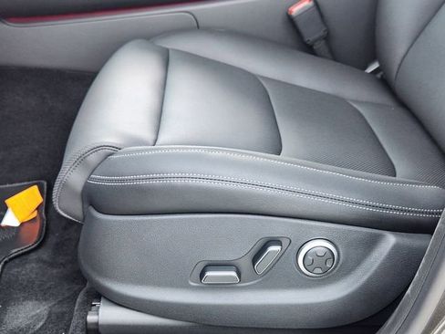 Used 2026 Genesis GV70 2.5T image 19