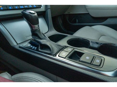 Used 2016 Hyundai Sonata Limited w/ Option Group 02 image 25