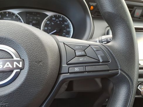 Used 2023 Nissan Kicks S FWD image 22