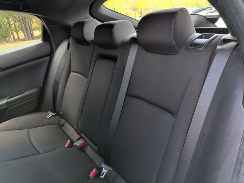 Used 2019 Honda Civic EX image 32
