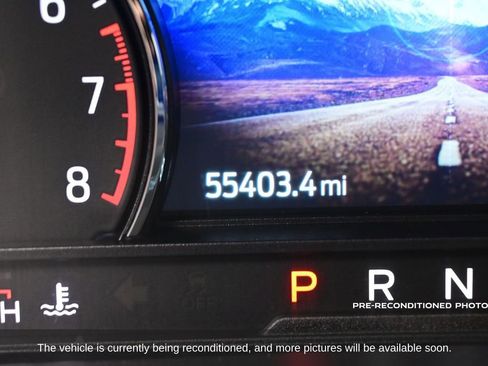 Used 2022 Ford Explorer Limited image 7