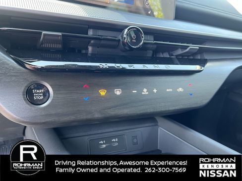 New 2025 Nissan Murano SV image 10