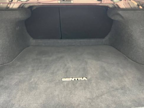 Used 2024 Nissan Sentra SV FWD image 11
