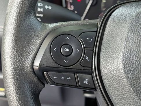Used 2024 Toyota RAV4 XLE FWD image 22