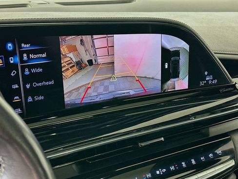 Used 2021 Cadillac Escalade ESV Sport w/ LPO, Illumination Package image 14