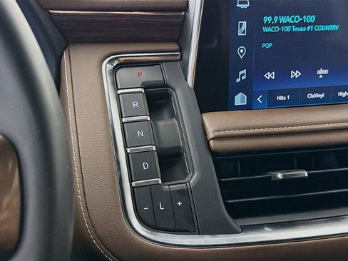 Used 2023 Chevrolet Tahoe High Country AWD/4WD image 21