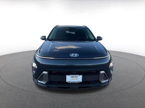 Used 2025 Hyundai Kona SEL image 4