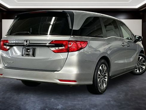 Used 2024 Honda Odyssey EX-L image 6
