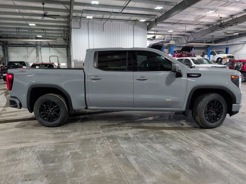 Used 2024 GMC Sierra 1500 Elevation w/ X31 Off-Road Package image 2