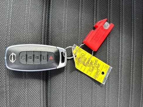 New 2026 Nissan Rogue SV image 32