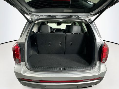 Used 2024 Hyundai Palisade Limited image 32