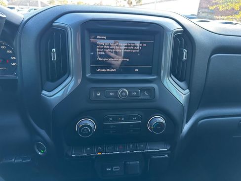 Used 2022 Chevrolet Silverado 1500 Custom image 60