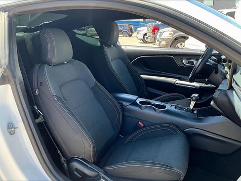 Used 2024 Ford Mustang Coupe image 9