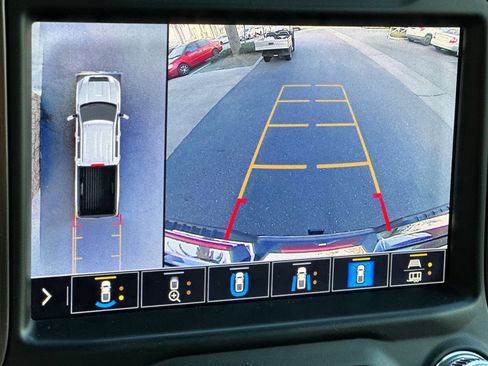 Certified 2020 GMC Sierra 2500 AT4 w/ AT4 Premium Package image 20