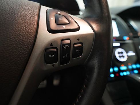Used 2017 Ford Taurus SHO AWD/4WD image 20