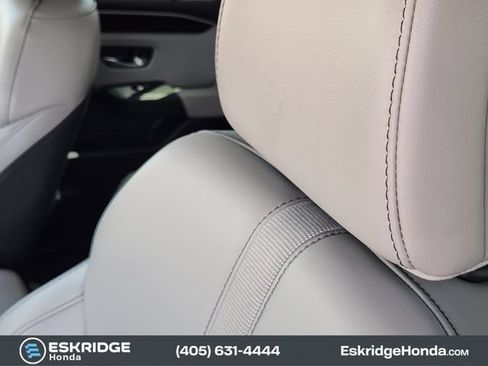 Used 2024 Honda Pilot EX-L image 16