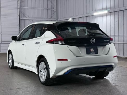 Used 2022 Nissan Leaf S image 12