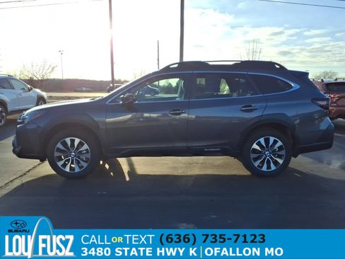 Certified 2025 Subaru Outback Limited AWD/4WD image 4