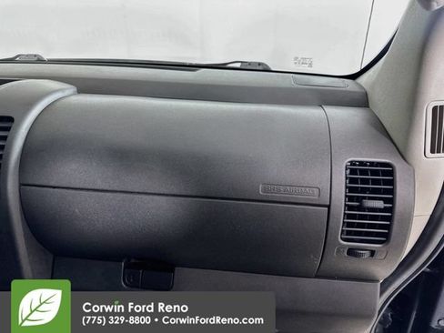 Used 2006 Nissan Frontier XE w/ (G01) XE Preferred Pkg RWD image 26