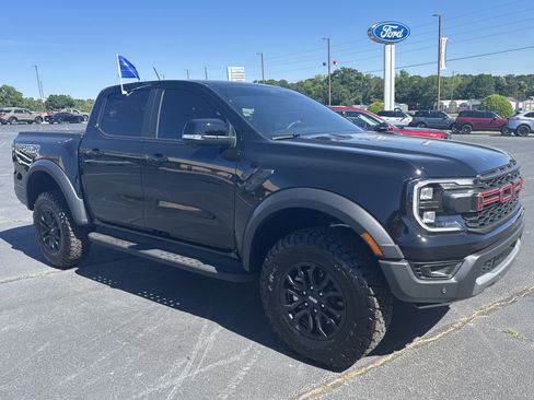 Certified 2025 Ford Ranger Raptor AWD/4WD image 4