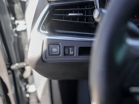 Used 2023 Cadillac XT6 Premium Luxury image 14