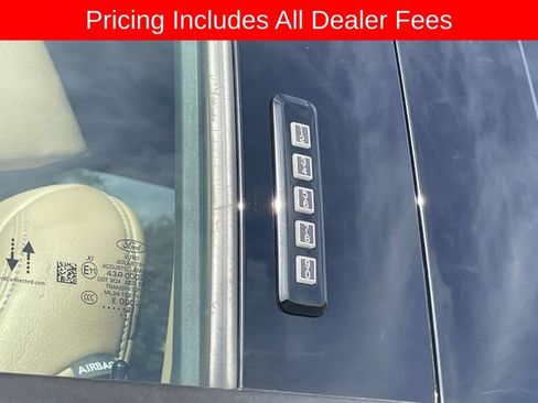 Used 2022 Ford F250 Lariat w/ FX4 Off-Road Package AWD/4WD image 12