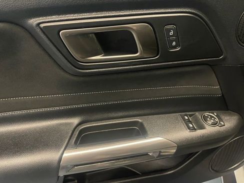 Used 2017 Ford Mustang Shelby GT350 image 11