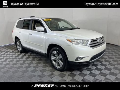 Used 2012 Toyota Highlander Limited w/ Tow Pkg image 6