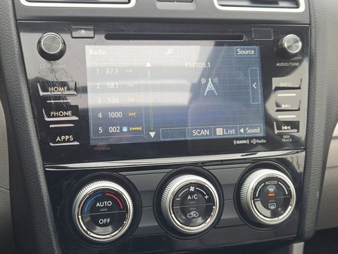 Used 2018 Subaru Forester 2.5i Premium image 24